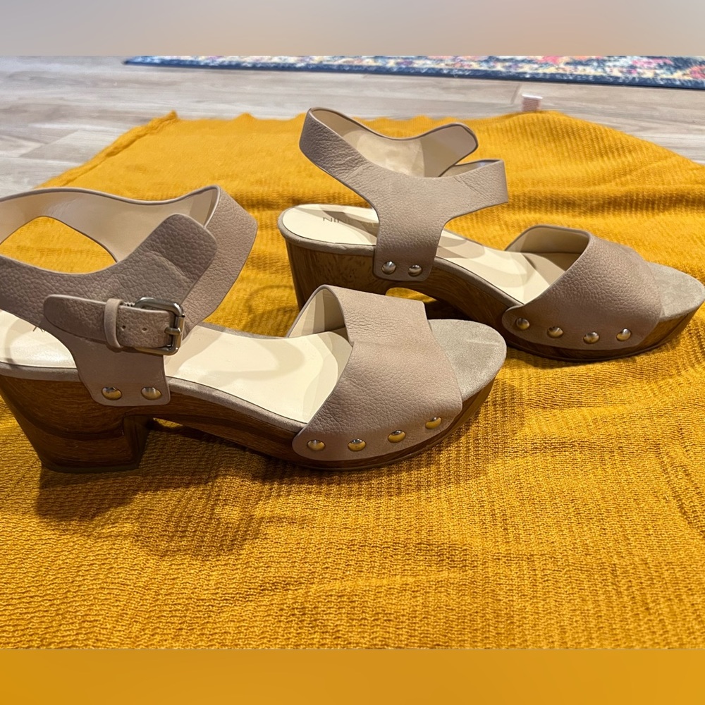Nine West sandals Size 10